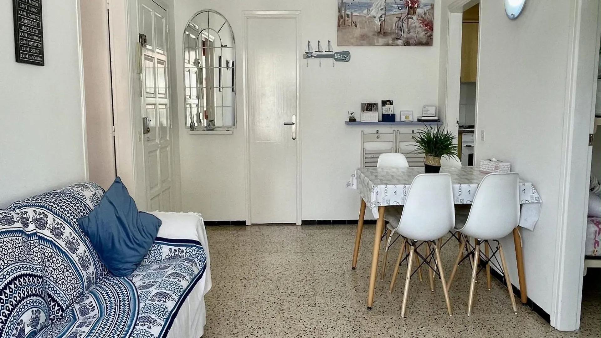 The Apartment In Estartit 레스타르티트